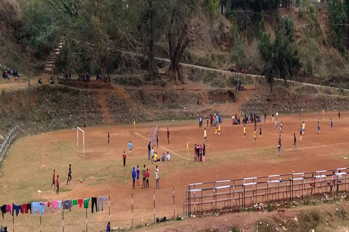 बाङ्गेचौरको खेलमैदानलाई रङ्गशालामा परिणत गरीदै